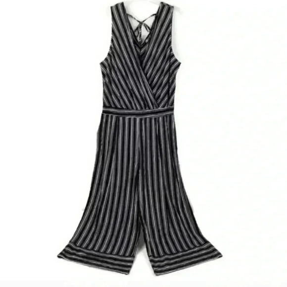 Democracy Black White Stripe Sleeveless Cropped Wide Leg Jumper Size M - Picture 1 of 9